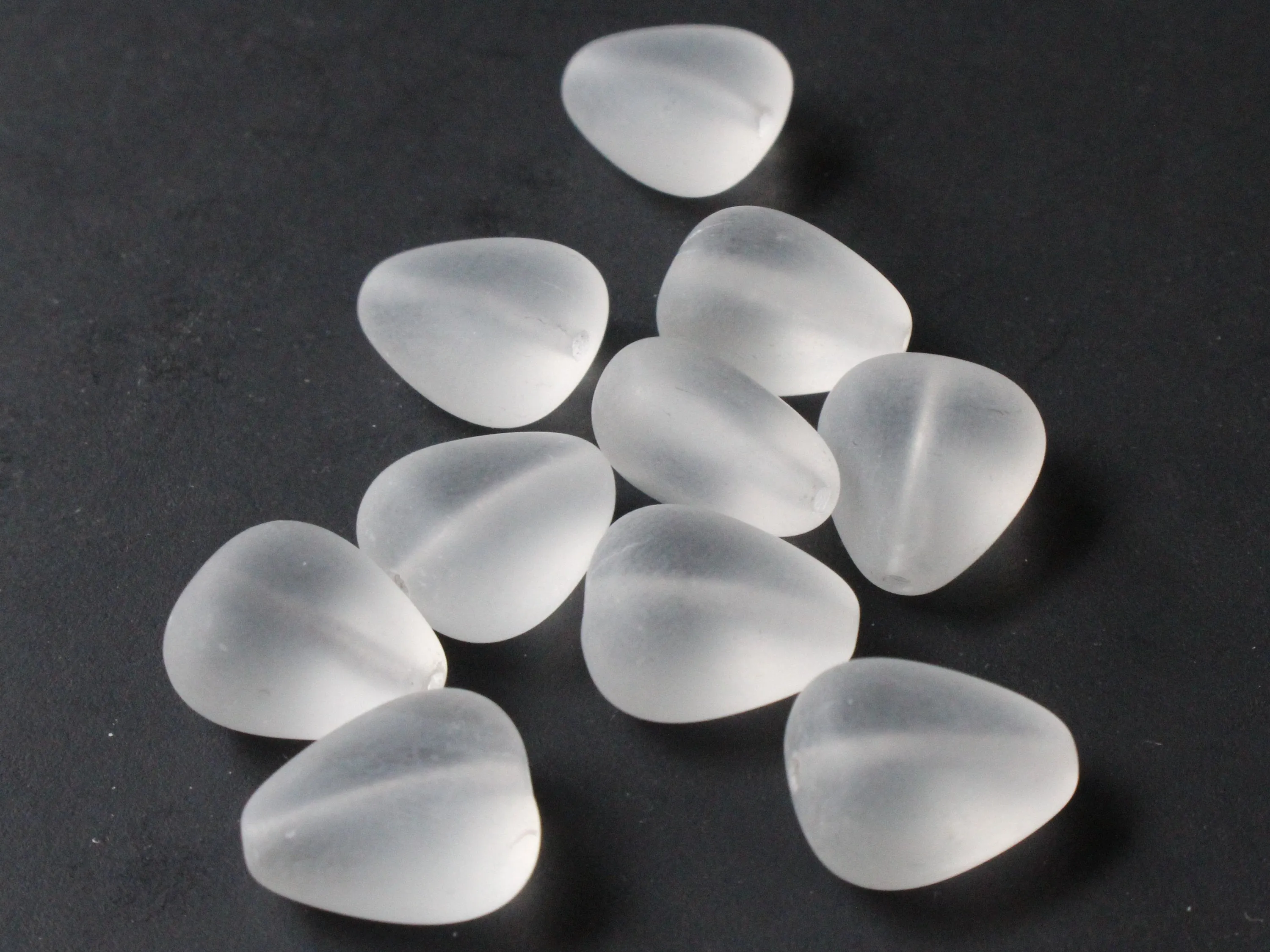 10 14mm x 12mm Frosted Clear Glass Beads Vintage Triangle Beads to String