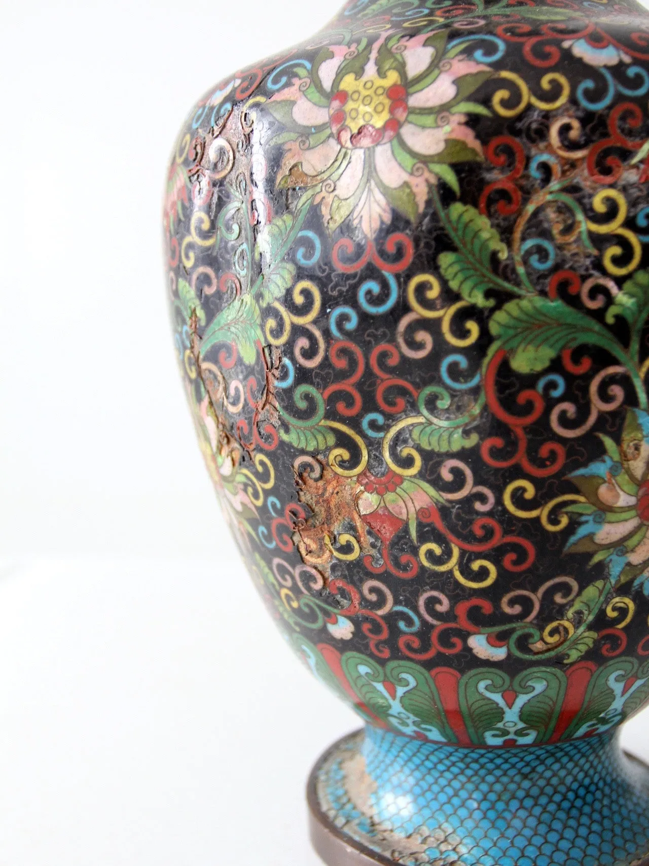 antique Chinese cloisonne vase