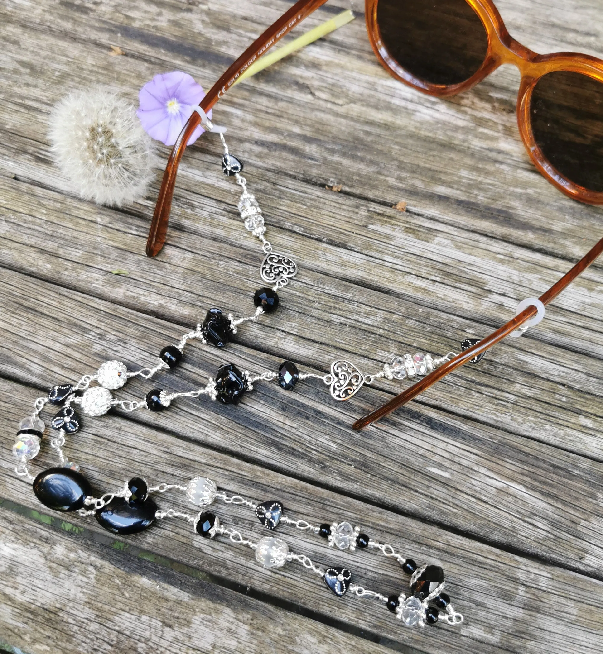 handmade beaded chain spectacle holder, spectacle chain, sunglasses holder, accessories.